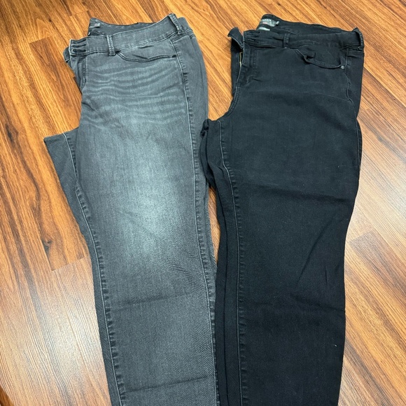 Bundle 2 Torrid Jeggings - Picture 1 of 6